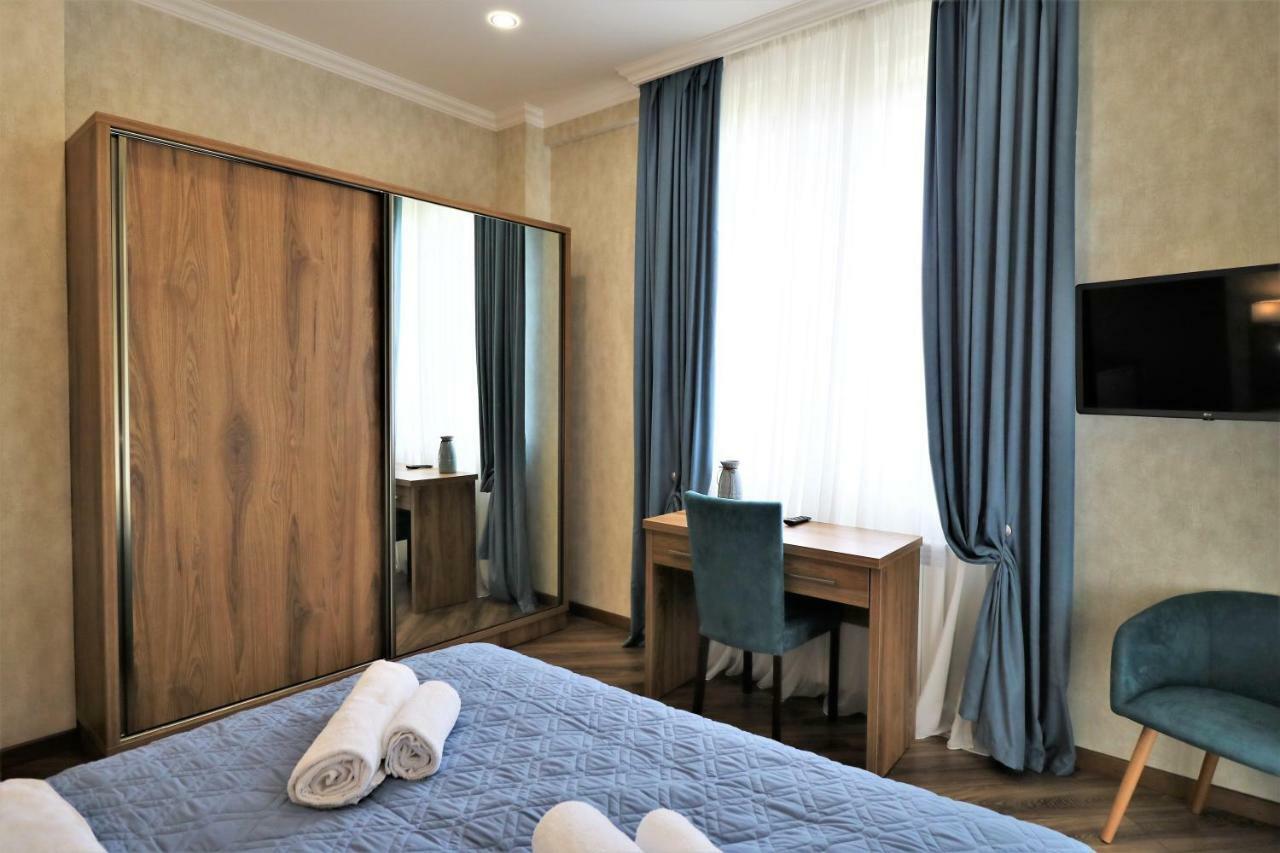 Luxury Aparthotel 5Rooms In Tbilisi Center Exterior foto